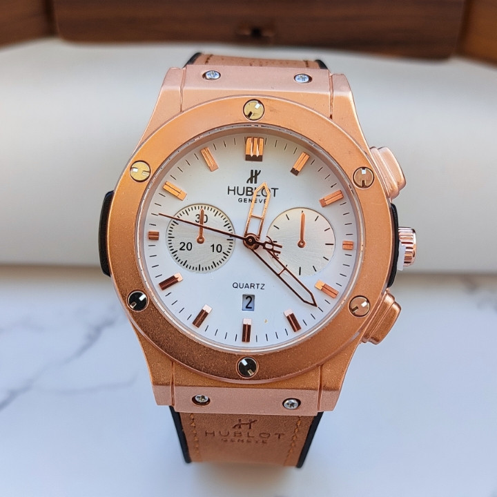 خرید ساعت هابلوت مردانه چرمی طرح سه موتور