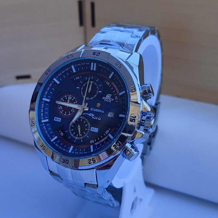 خرید ساعت مردانه کاسیو نقره ای سه موتور ادیفایس