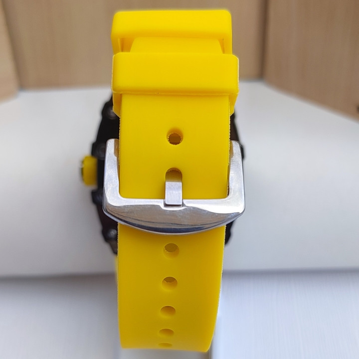 خرید ساعت سیلیکونی زرد رنگ مردانه