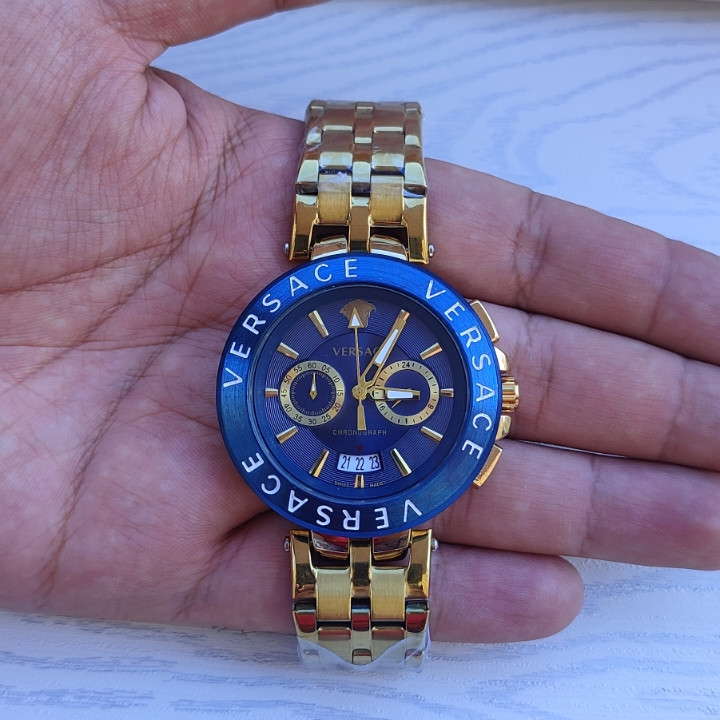 خرید ساعت ورساچ طلایی مردانه سه موتور