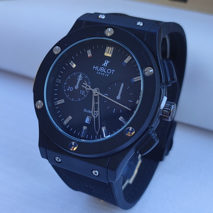 خرید ساعت چرمی پسرانه مشکی هابلوت