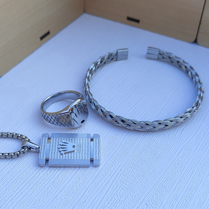 خرید گردنبند و دستبند مردانه شیک