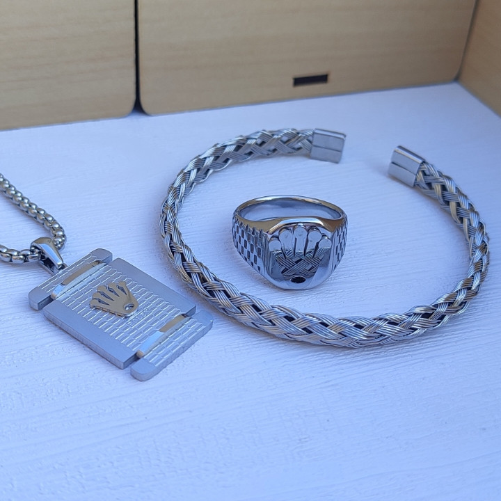 خرید بدلیجات مردانه رنگ ثابت نقره ای