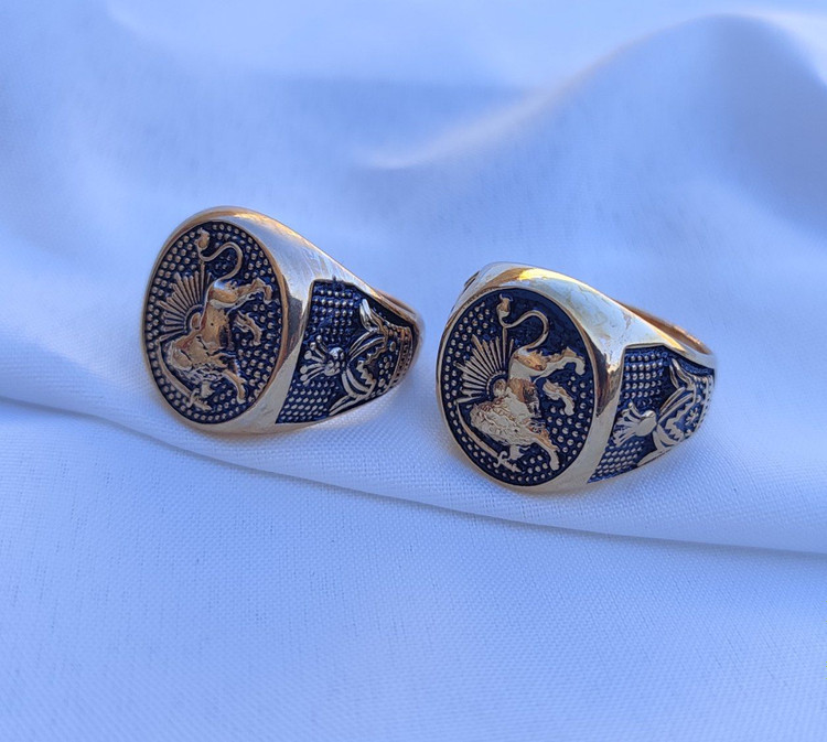 خرید انگشتر مردانه شیر و خورشید طلایی