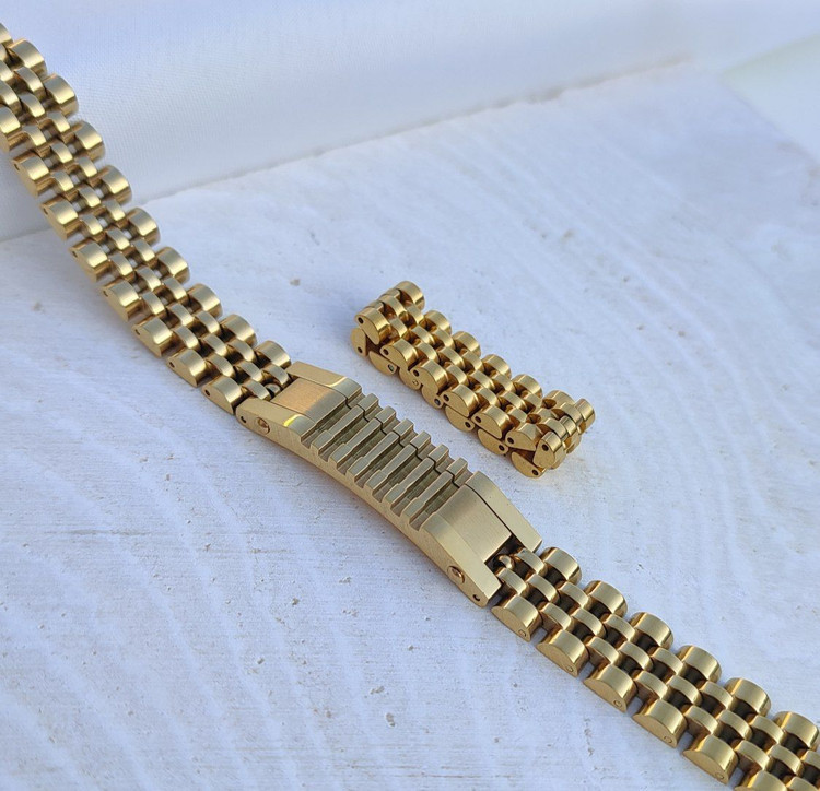 خرید ست دستبند و انگشتر مردانه طلایی رولکس استیل رنگ ثابت