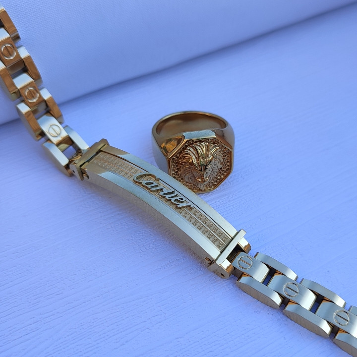 خرید دستبند کارتیر طلایی مردانه استیل رنگ ثابت
