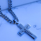 خرید گردنبند صلیب نقره ای رنگ ثابت