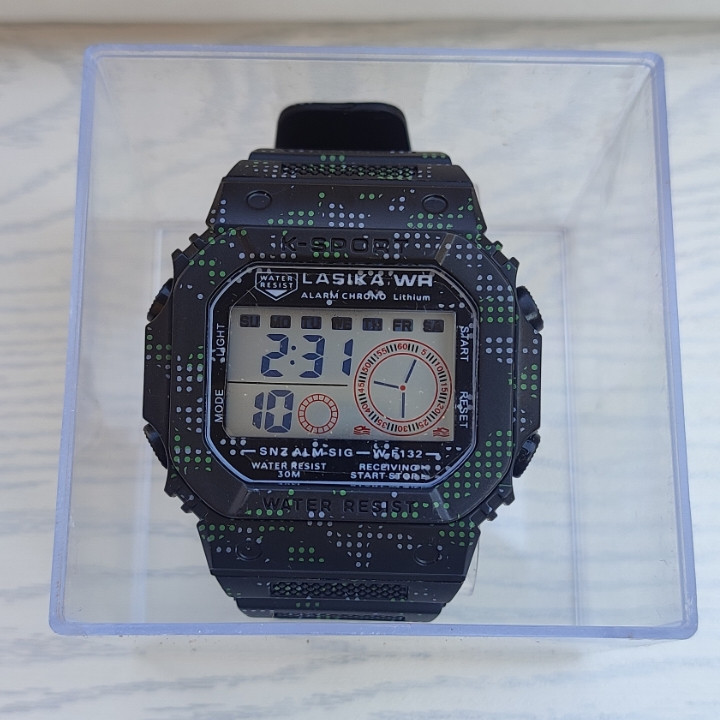 خرید ساعت لاسیکا پسرانه مشکی