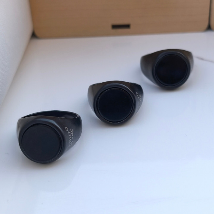 خرید انگشتر نگینی مردانه رنگ ثابت شیک