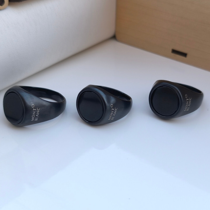 خرید انگشتر مشکی مردانه نگینی رنگ ثابت