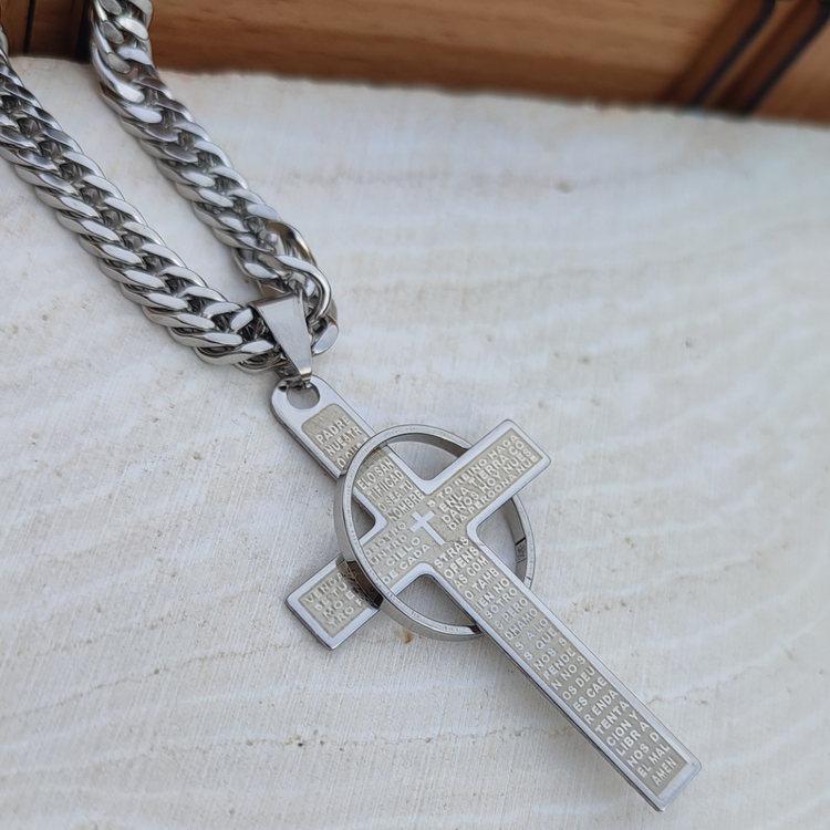 خرید گردنبند صلیب نقره ای مردانه استیل رنگ ثابت