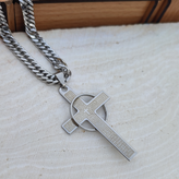 خرید گردنبند مردانه صلیب استیل رنگ ثابت