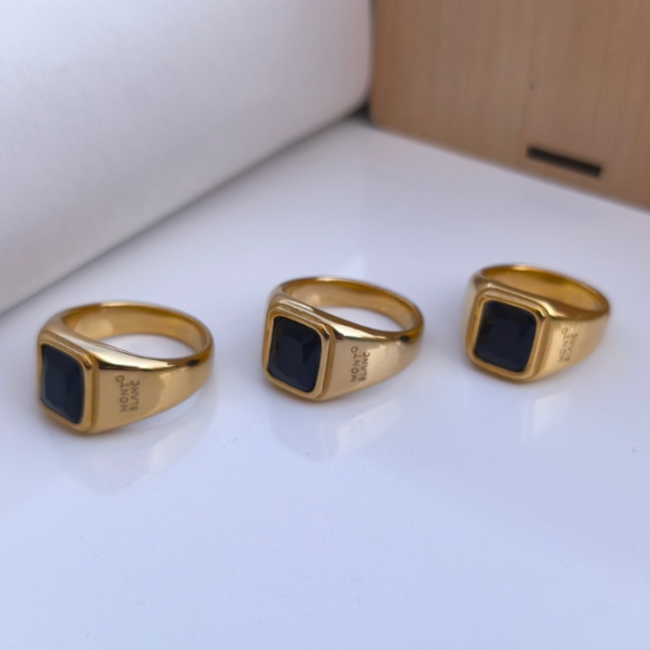 خرید انگشتر طلایی مردانه نگین مشکی رنگ ثابت