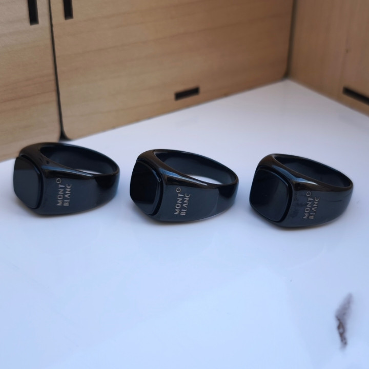 خرید انگشتر مشکی مردانه نگین دار استیل