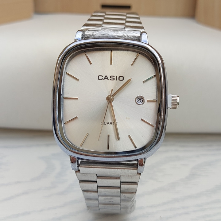 خرید ساعت اولدمانی پسرانه کاسیو نقره ای