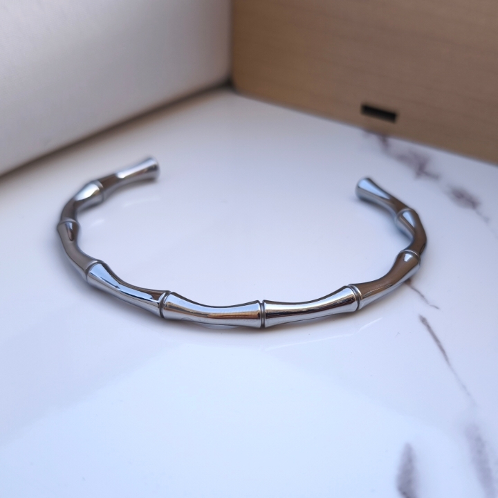 خرید زیورآلات مردانه رنگ ثابت