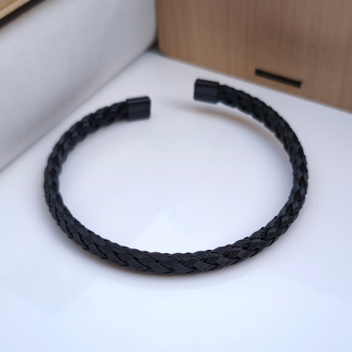 بنگل مشکی پسرانه رنگ ثابت استیل