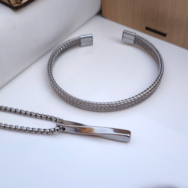 خرید اکسسوری مردانه شیک و ارزان مناسب کادو تولد و ولنتاین