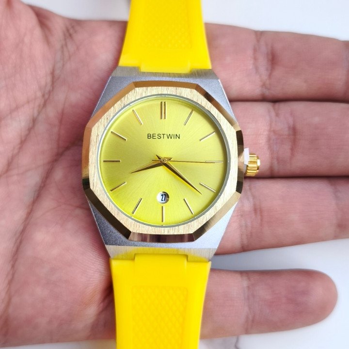 خرید ساعت مردانه زرد رنگ پیو شیک ارزان