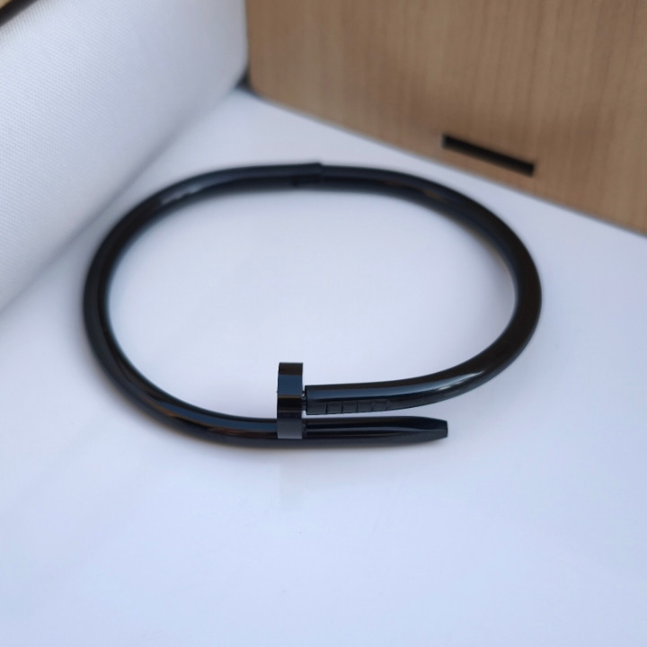 خرید بنگل طرح میخ پسرانه مشکی رنگ ثابت مناسب کادو