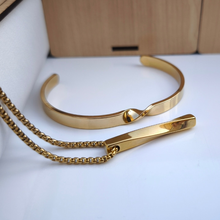 خرید ست گردنبند و دستبند مردانه طلایی شیک ارزان مناسب کادو