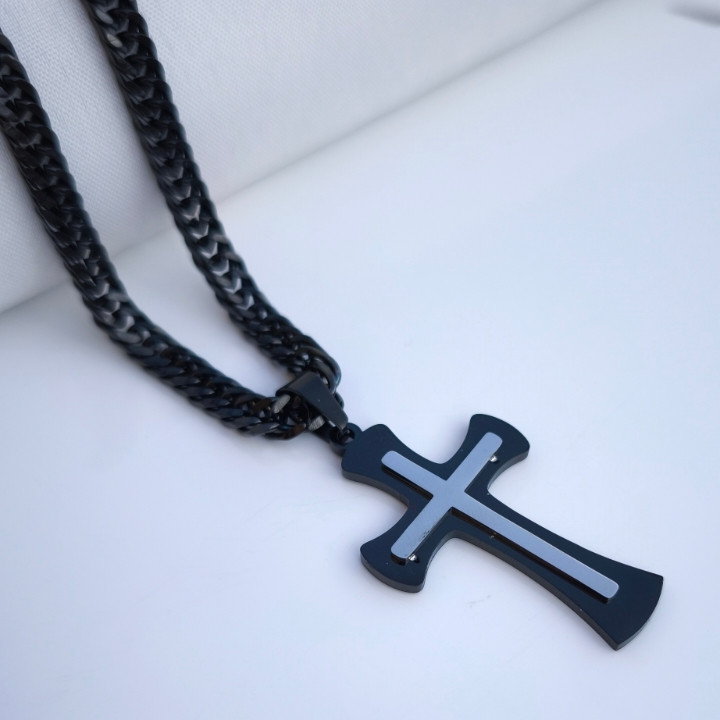 خرید گردنبند صلیب مشکی مردانه استیل رنگ ثابت همراه زنجیر کارتیه