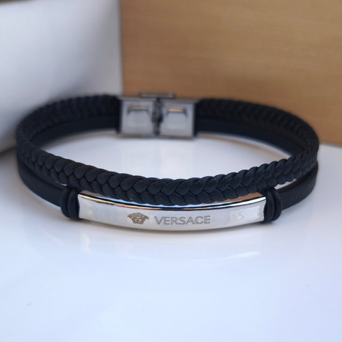 خرید دستبند مردانه چرمی دو دور مشکی ورساچه مناسب کادو