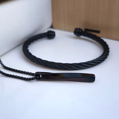 خرید ست گردنبند و بنگل مردانه مشکی استیل طرح سیمی رنگ ثابت