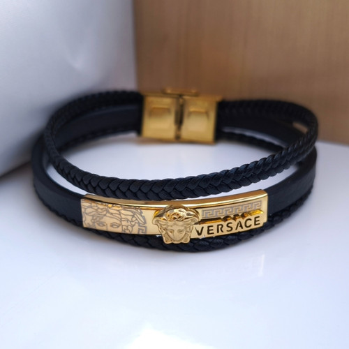 خرید دستبند چرمی ورساچه مردانه سه دور مشکی شیک ارزان