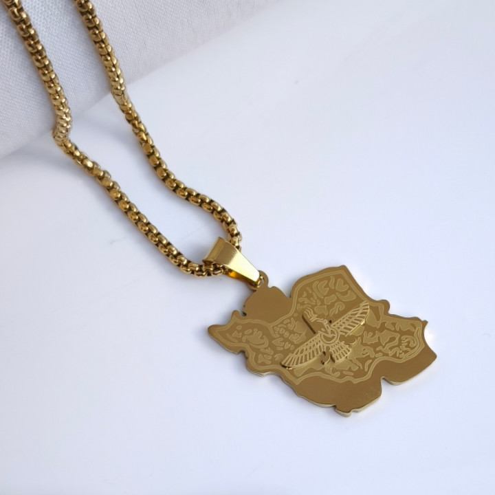 خرید گردنبند نقشه ایران هخامنشی مردانه طلایی استیل رنگ ثابت قیمت مناسب
