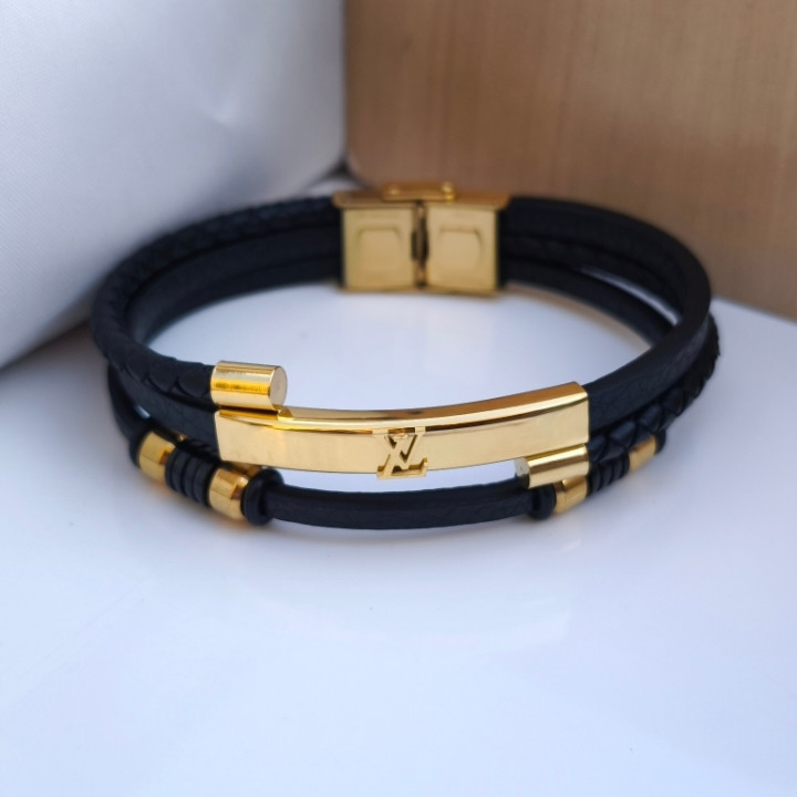 خرید اکسسوری مردانه شیک خاص مناسب کادو تولد