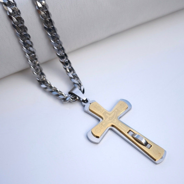 خرید گردنبند صلیب مردانه دو رنگ استیل رنگ ثابت همراه زنجیر کارتیر نقره ای