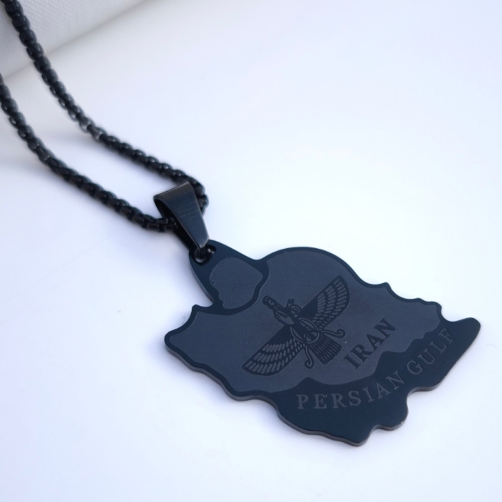 خرید گردنبند نقشه ایران هخامنشی استیل مشکی رنگ ثابت قیمت مناسب