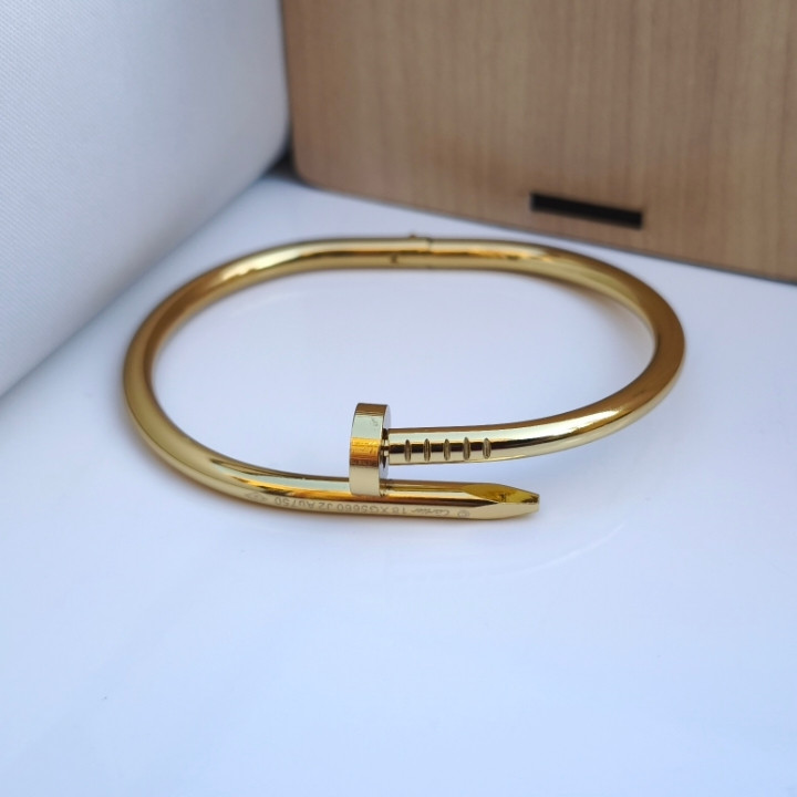 خرید دستبند مردانه طلایی شیک استیل رنگ ثابت شیک ارزان مناسب کادو