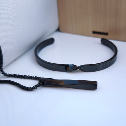 خرید ست بنگل گردنبند طرح پیچی مشکی مردانه استیل رنگ ثابت شیک ارزان مناسب کادو