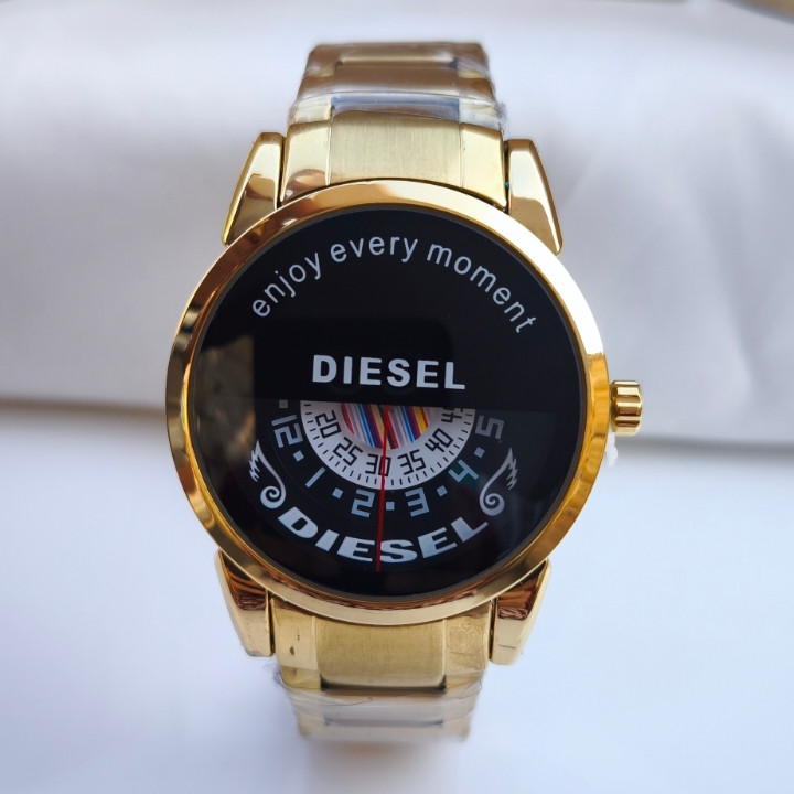 خرید ساعت طلایی دیزل مردانه بند فلزی شیک قیمت مناسب برای کادو